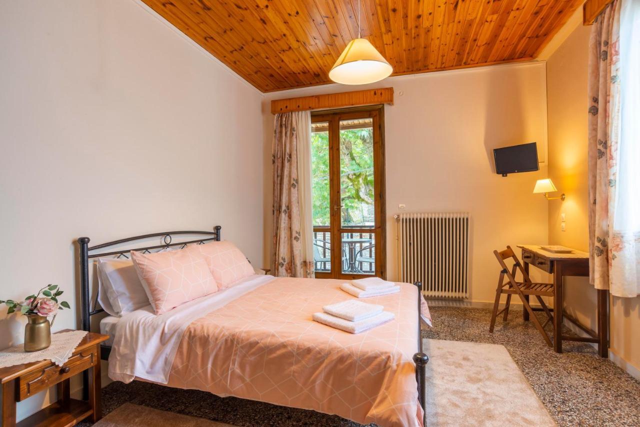 Helidona Hotel Mikrón Khoríon Bagian luar foto